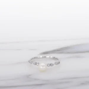 925 Silver Ring with Pearl